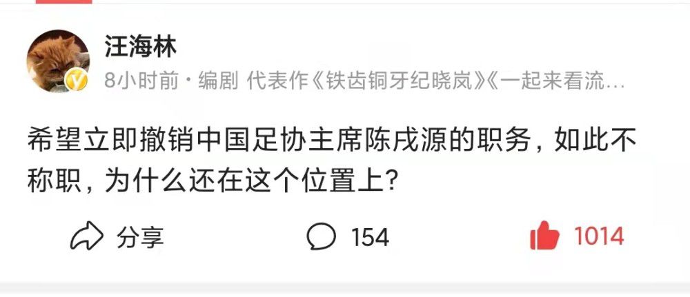 一线天粉嫩喷水极品虎白女